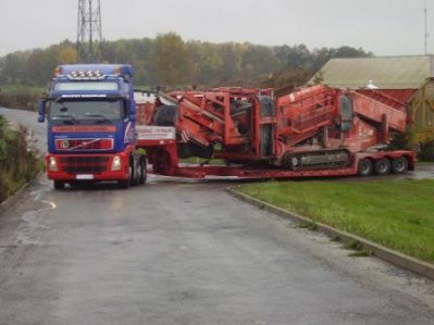 transport przesiewacza gąsienicowego